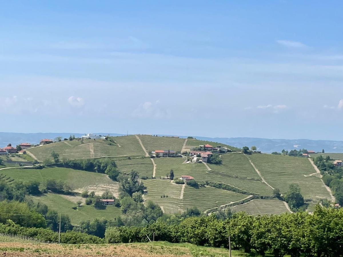 Agriturismo Finestre Di Langa Trezzo Tinella Ngoại thất bức ảnh