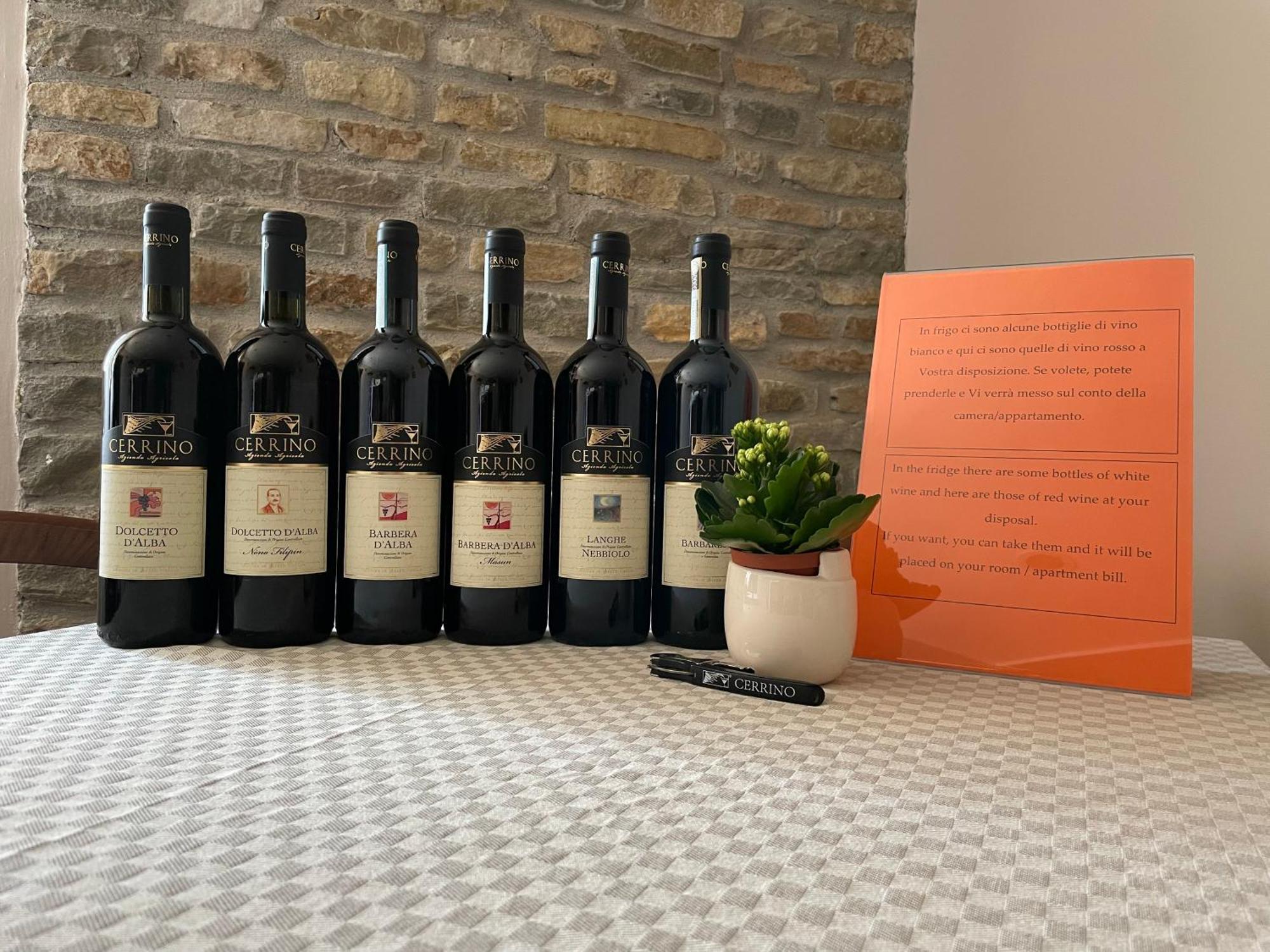 Agriturismo Finestre Di Langa Trezzo Tinella Ngoại thất bức ảnh